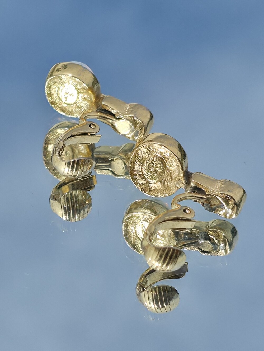 RARE 1980s Givenchy Faux Opal and Crystal Clip on Earrings - Picture 3 of 16